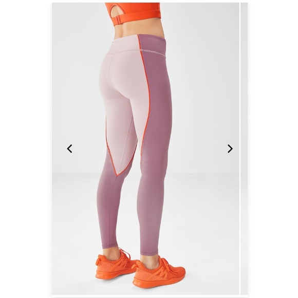 NWT Fabletics Salar Statement PowerHold Legging - Picture 2 of 3